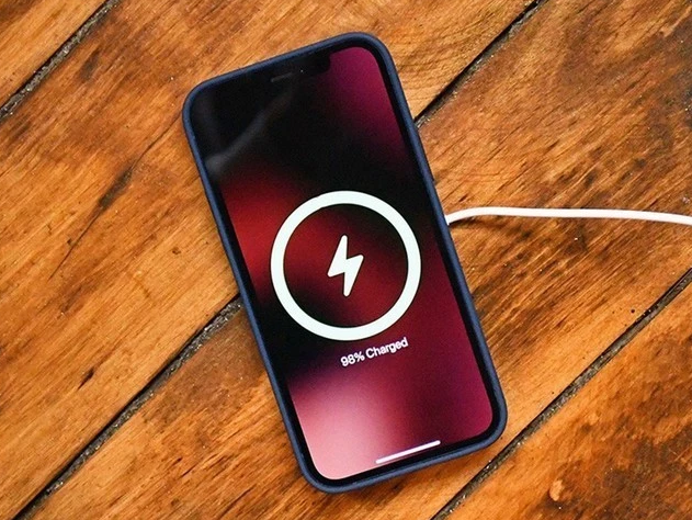 遂昌苹果手机维修分享iPhone 12可以随便充电吗 